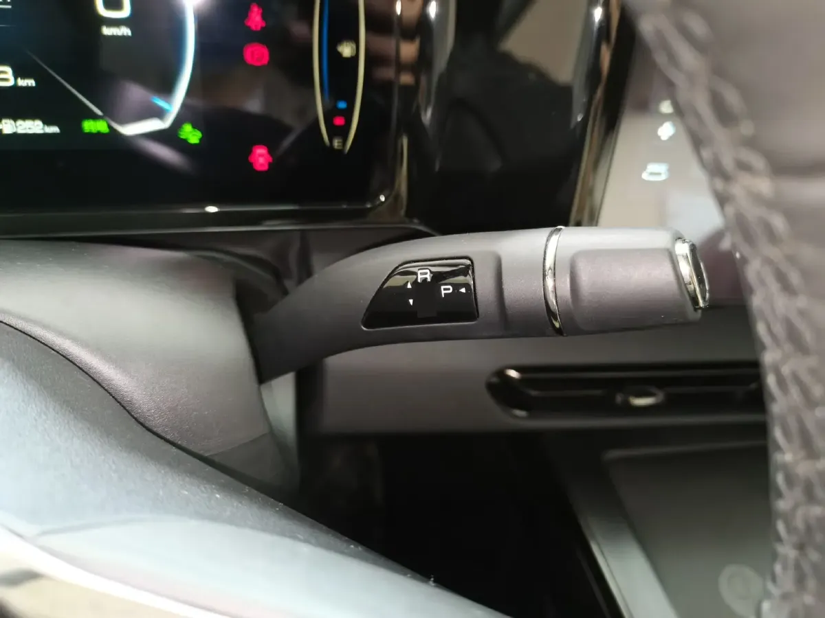 2023 Haval Fierce Dragon 1.5L 101HP L4 2DHT PHEV 19.27KWH,autocango,china used car exporter,china ev exporter,chinese used car exporter,chinese used ev exporter