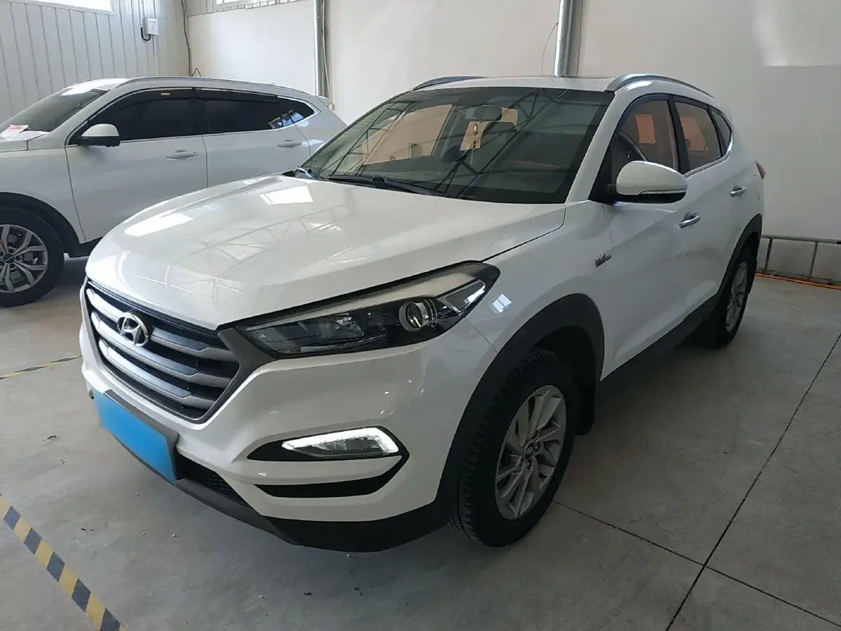 2015 Hyundai Tucson 1.6T 177HP L4 7DCT