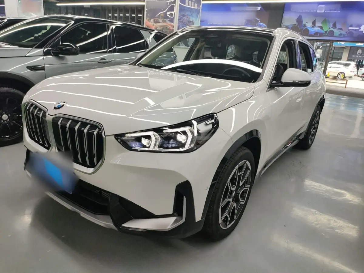 2023 BMW X1 2.0T 204HP L4 7DCT