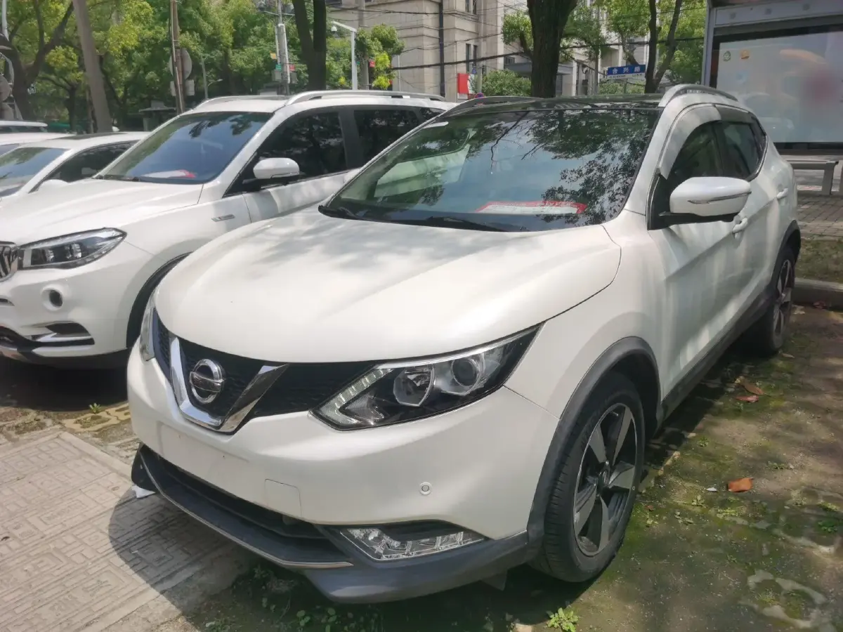 2016 Nissan Qashqai 2.0L 150HP L4 CVT