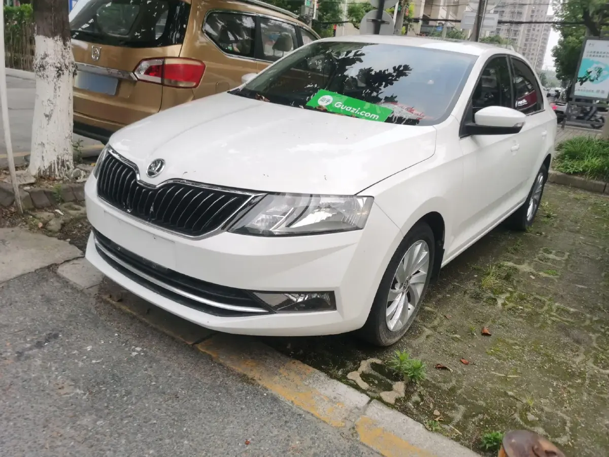 2019 Skoda Rapid 1.5L 110HP L4 6AT