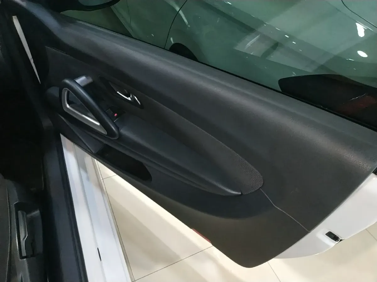 2015 Volkswagen Scirocco 1.4T 122HP L4 7DCT,autocango,china used car exporter,china ev exporter,chinese used car exporter,chinese used ev exporter