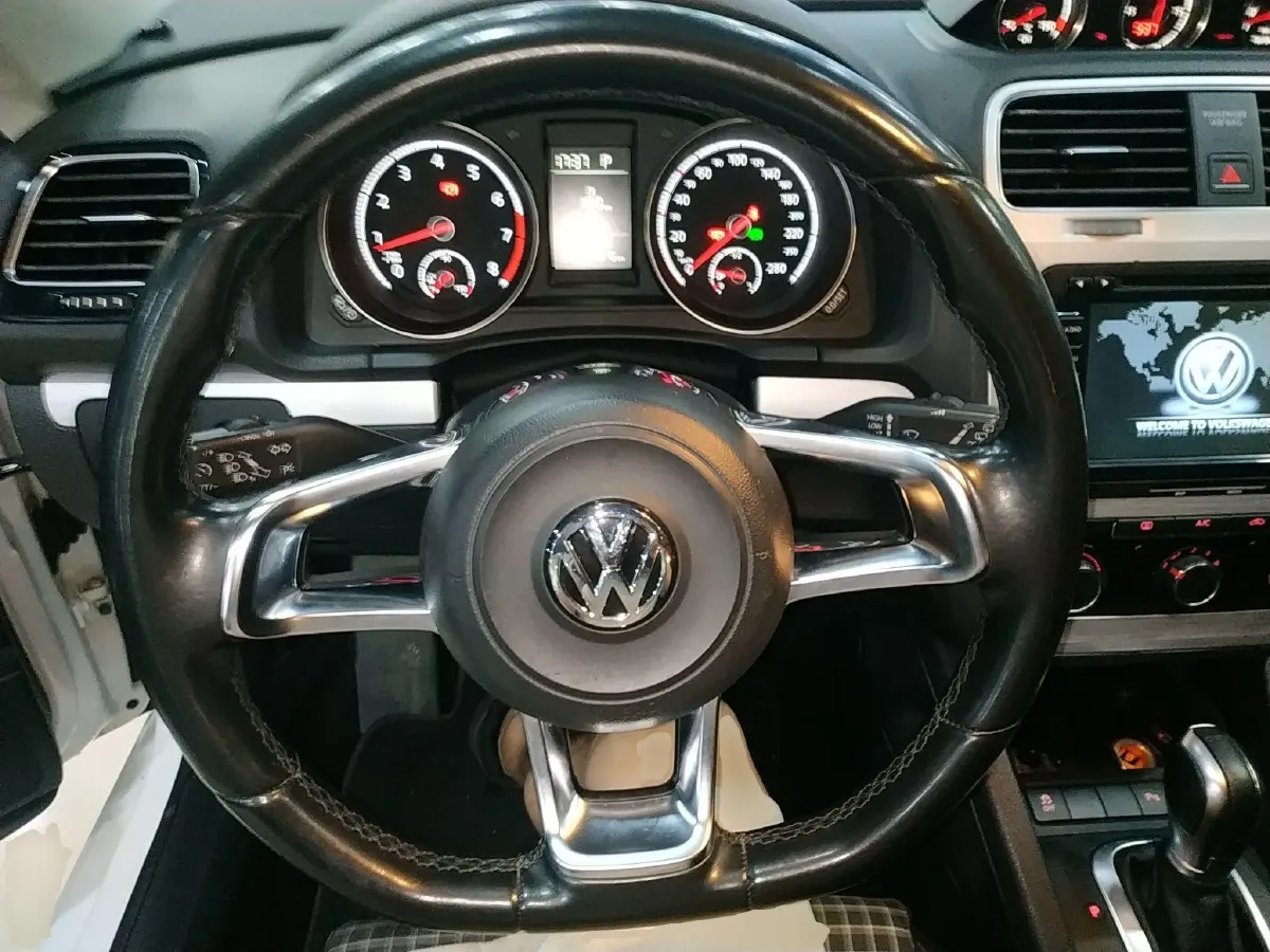 2015 Volkswagen Scirocco 1.4T 122HP L4 7DCT,autocango,china used car exporter,china ev exporter,chinese used car exporter,chinese used ev exporter