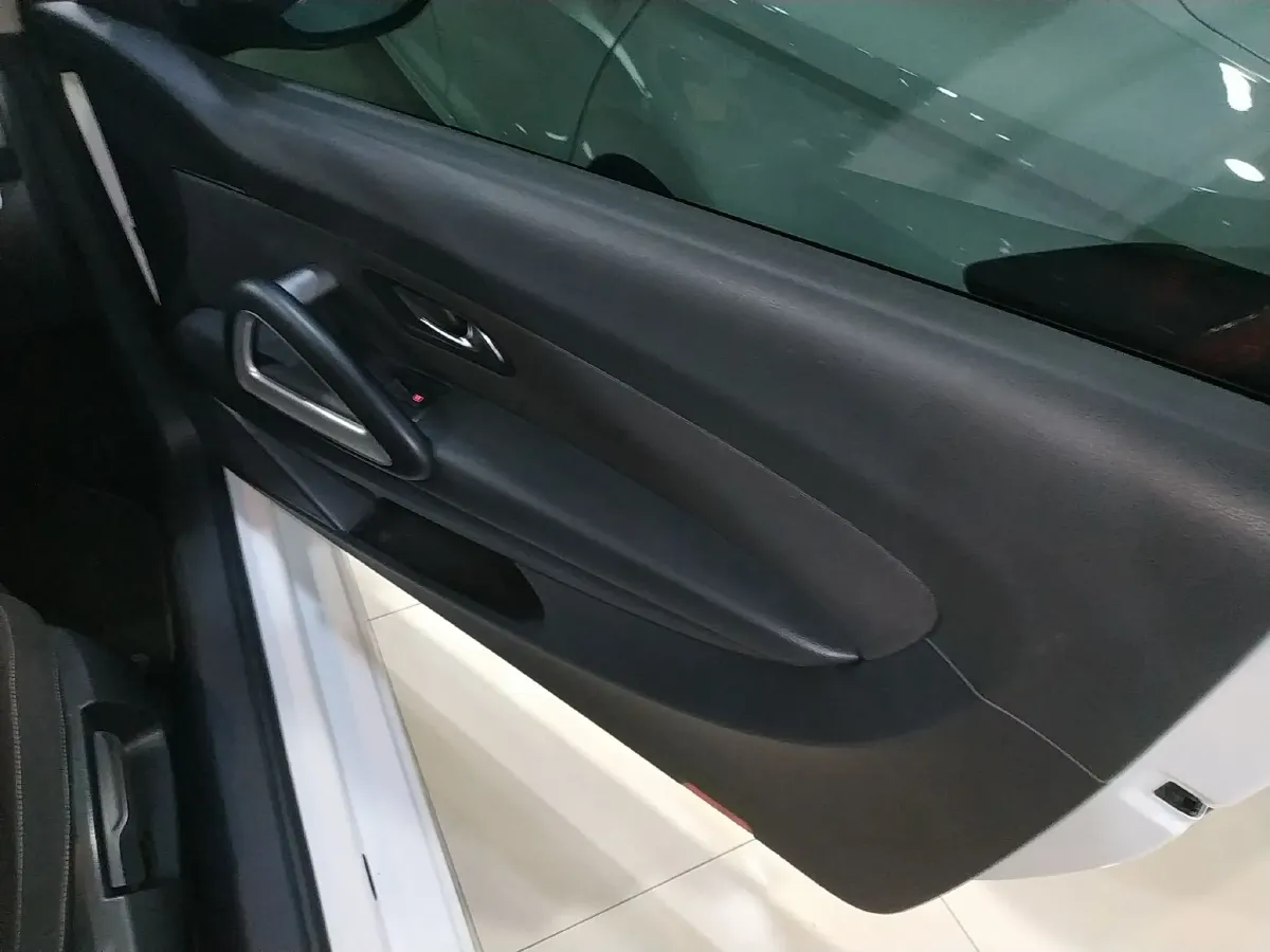 2015 Volkswagen Scirocco 1.4T 122HP L4 7DCT,autocango,china used car exporter,china ev exporter,chinese used car exporter,chinese used ev exporter