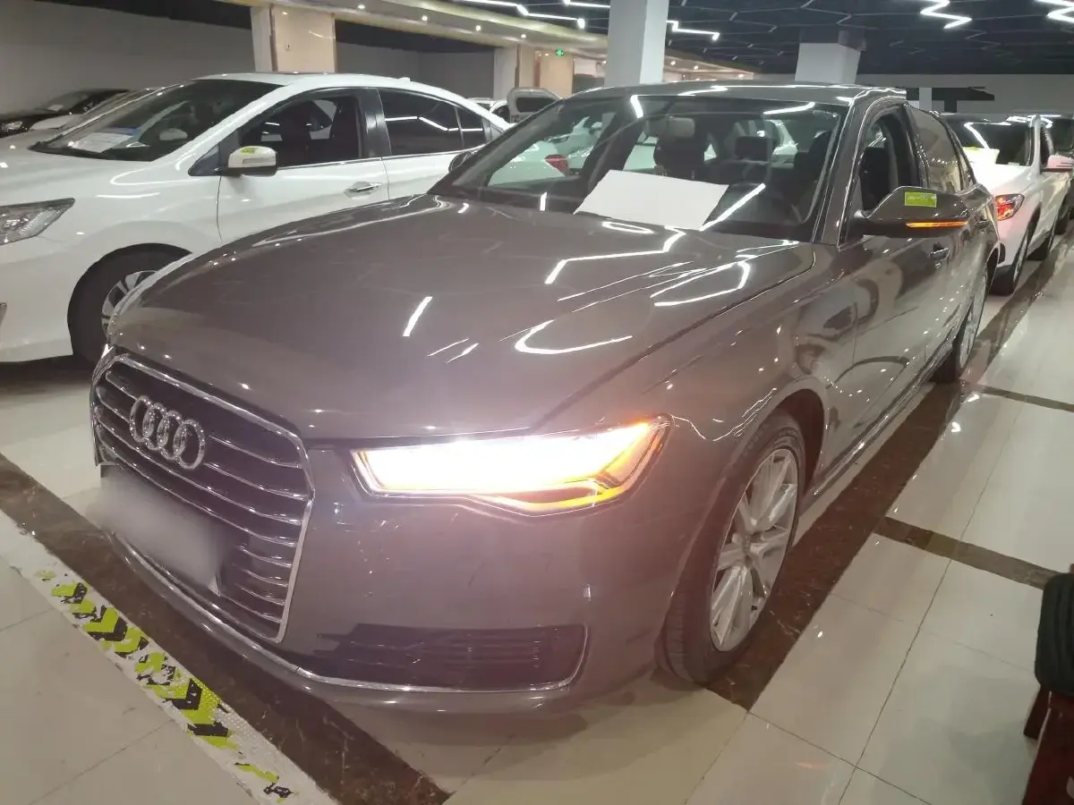 2018 Audi A6L 1.8T 190HP L4 7DCT