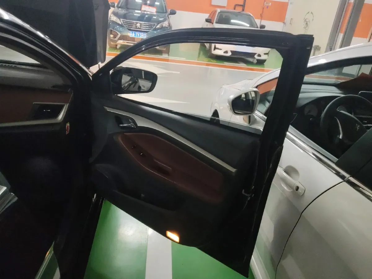 2014 BYD G5 1.5T 154HP L4 6DCT,autocango,china used car exporter,china ev exporter,chinese used car exporter,chinese used ev exporter