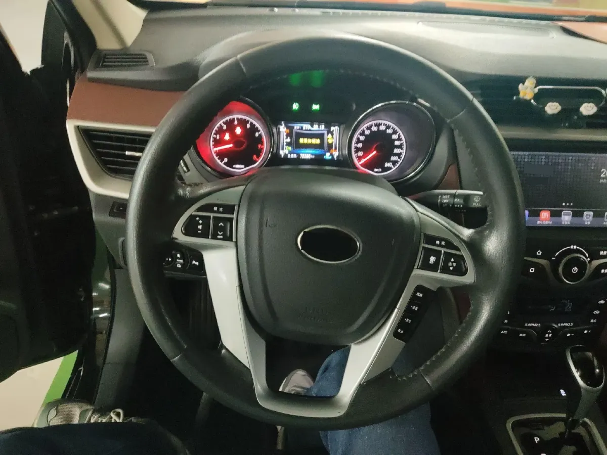 2014 BYD G5 1.5T 154HP L4 6DCT,autocango,china used car exporter,china ev exporter,chinese used car exporter,chinese used ev exporter