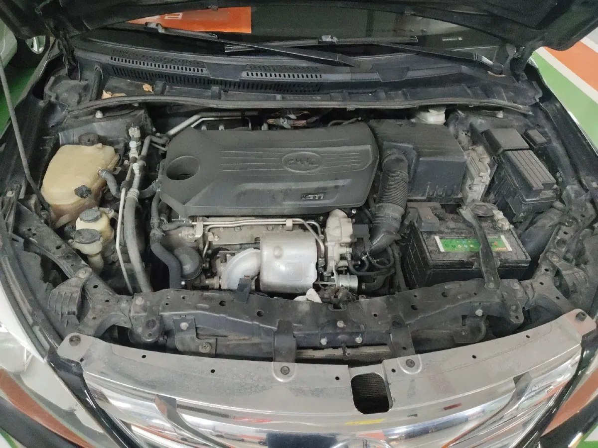 2014 BYD G5 1.5T 154HP L4 6DCT,autocango,china used car exporter,china ev exporter,chinese used car exporter,chinese used ev exporter