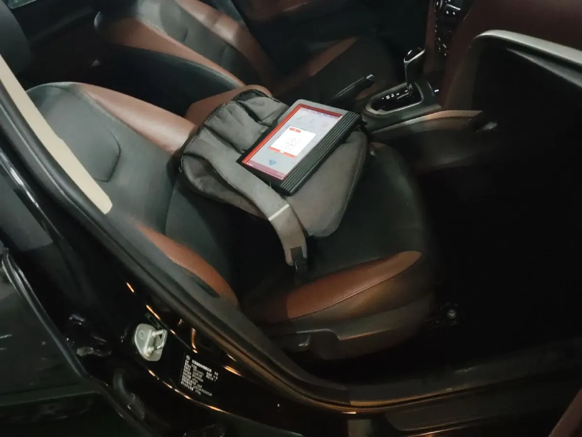 2014 BYD G5 1.5T 154HP L4 6DCT,autocango,china used car exporter,china ev exporter,chinese used car exporter,chinese used ev exporter