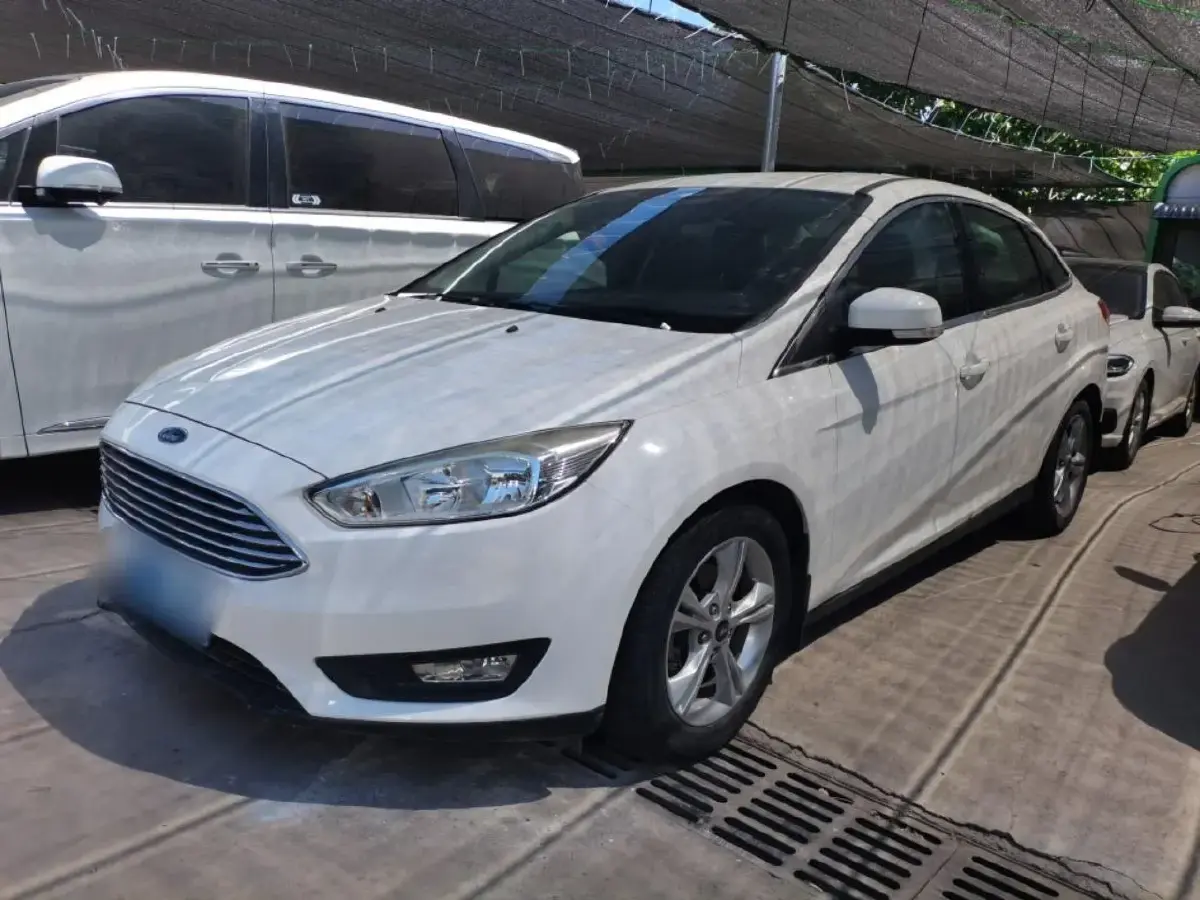 2017 Ford Focus 1.6L 125HP L4 6DCT