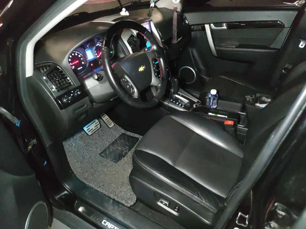 2015 Chevrolet Captiva 2.4L 167HP L4 6AT,autocango,china used car exporter,china ev exporter,chinese used car exporter,chinese used ev exporter