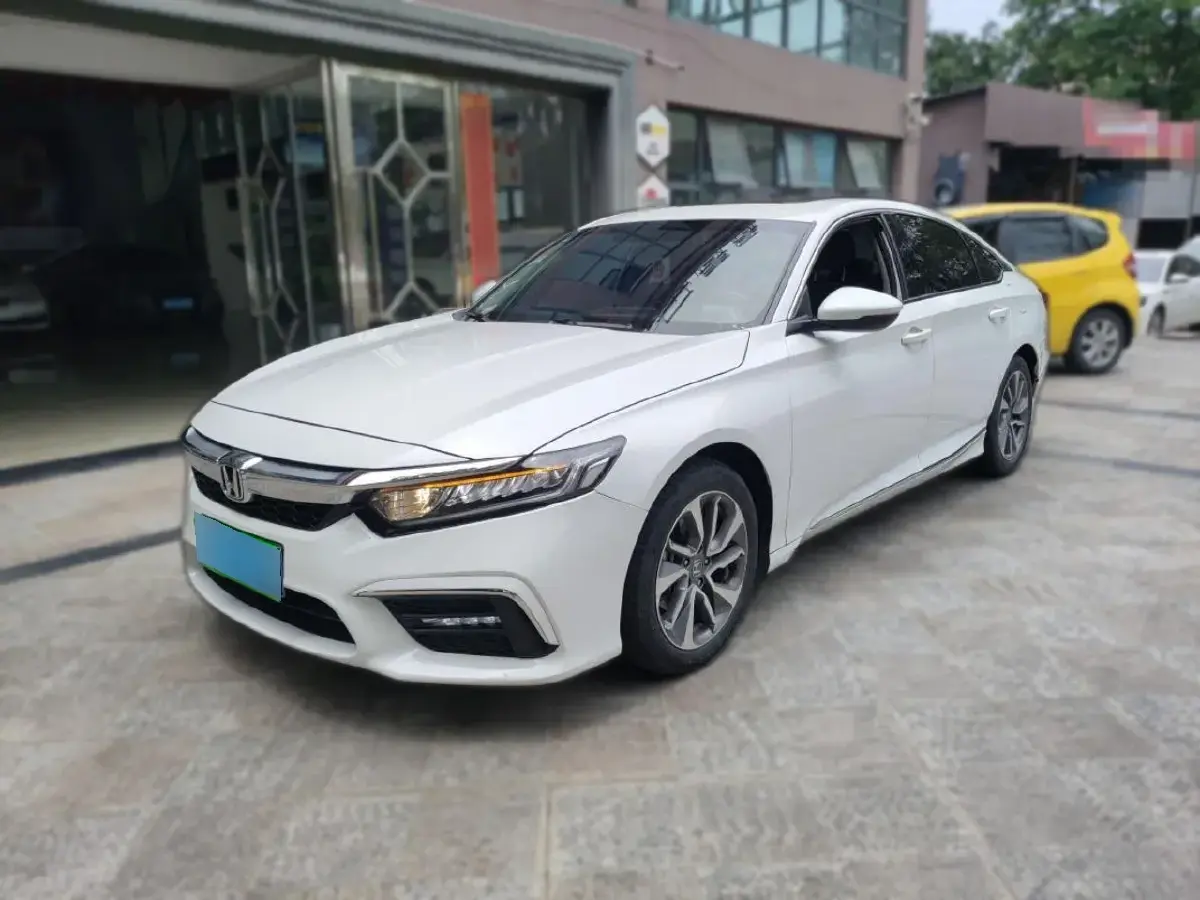 2019 Honda Inspire 1.5T 194HP L4 CVT