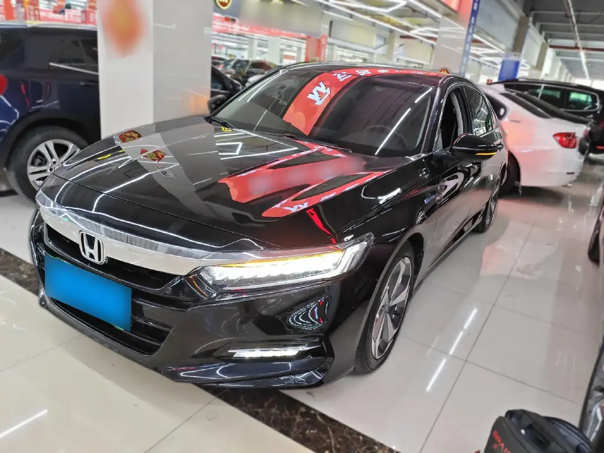 2018 Honda Accord 2.0L 146HP L4 E-CVT Hybrid