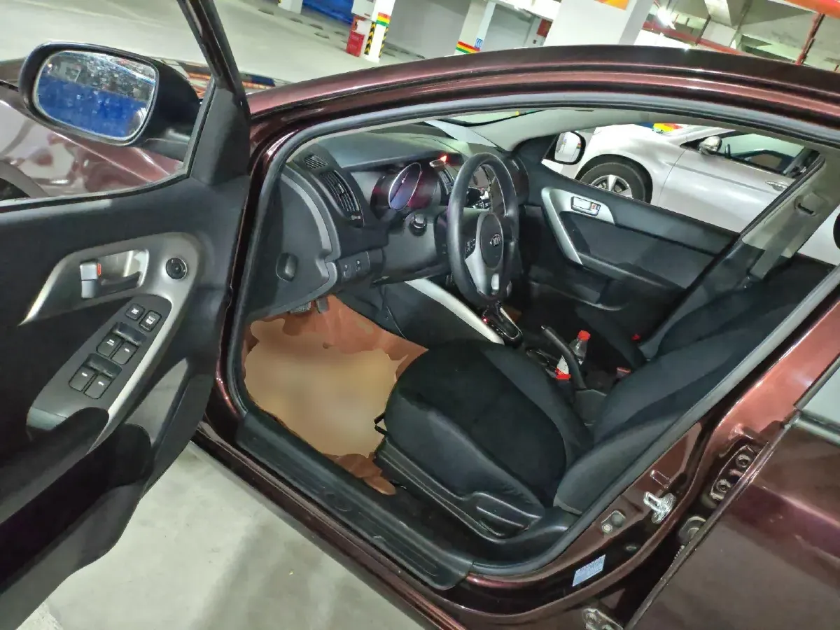 2014 Kia Forte 1.6L 123HP L4 4AT,autocango,china used car exporter,china ev exporter,chinese used car exporter,chinese used ev exporter