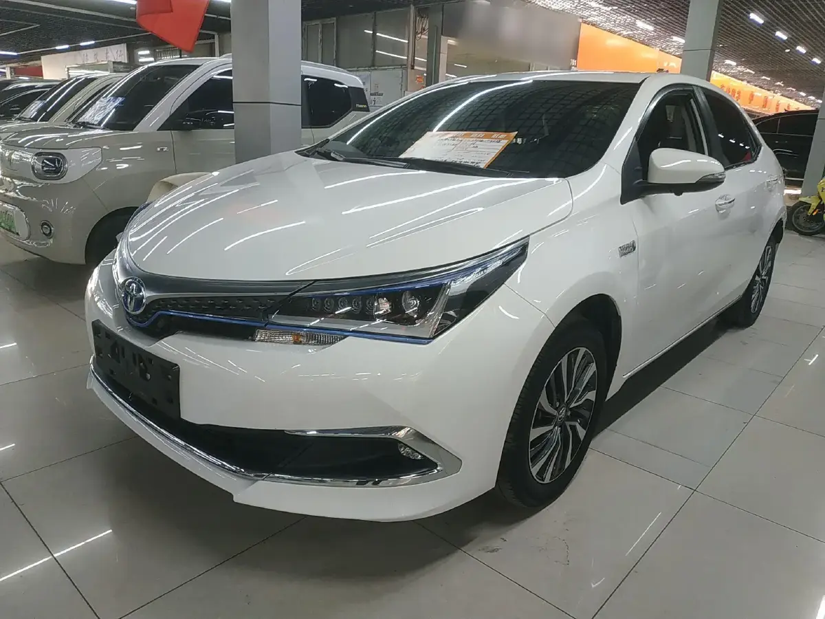 2020 Toyota Corolla Hybird E+ 1.8L 99HP L4 E-CVT PHEV 10.5KWH