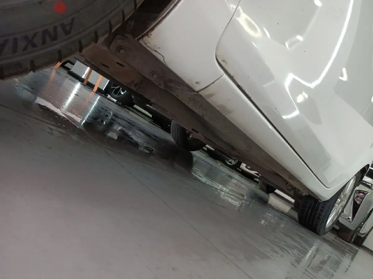 2013 Ford Fiesta 1.5L 110HP L4 6DCT,autocango,china used car exporter,china ev exporter,chinese used car exporter,chinese used ev exporter