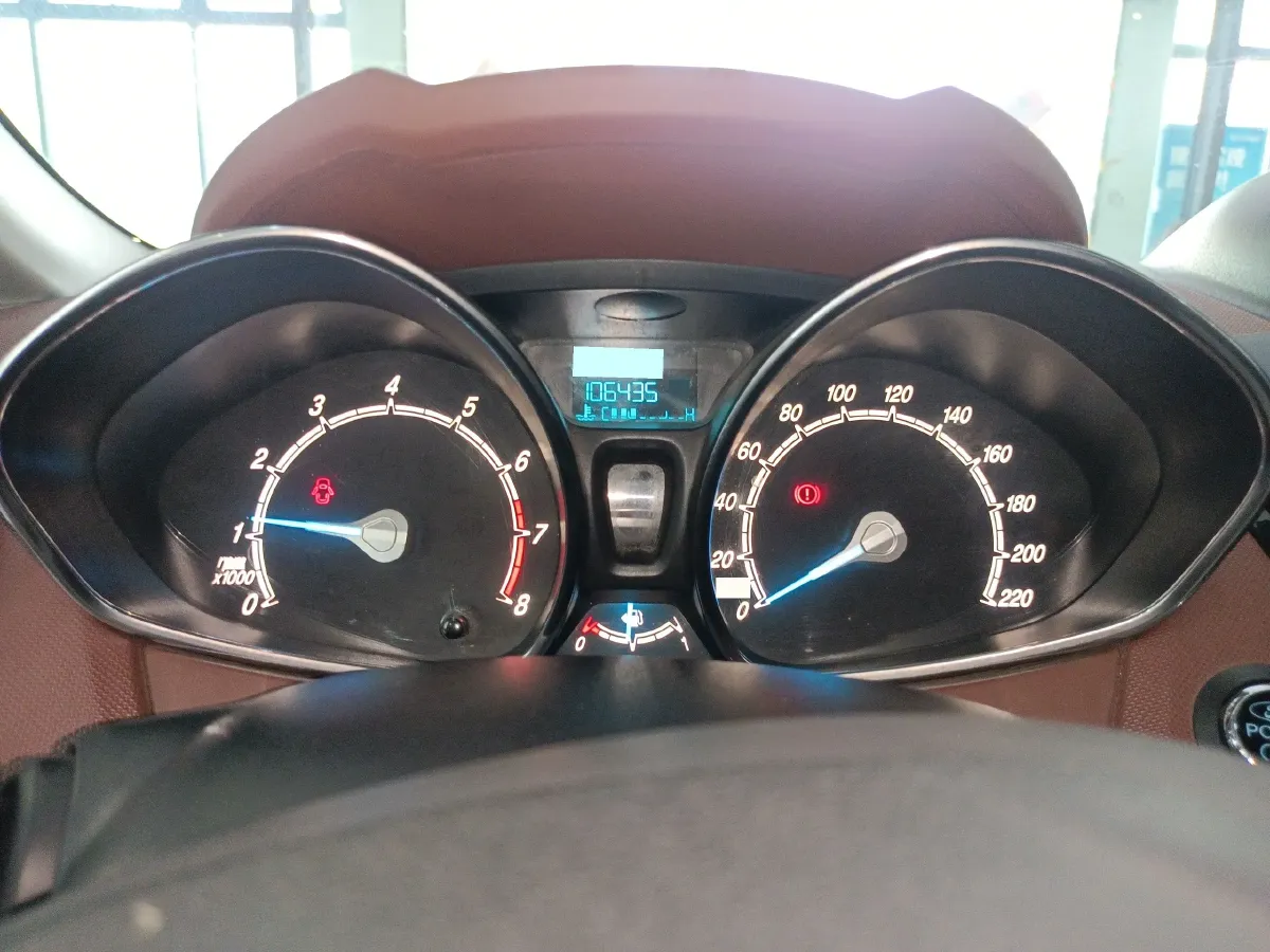 2013 Ford Fiesta 1.5L 110HP L4 6DCT,autocango,china used car exporter,china ev exporter,chinese used car exporter,chinese used ev exporter