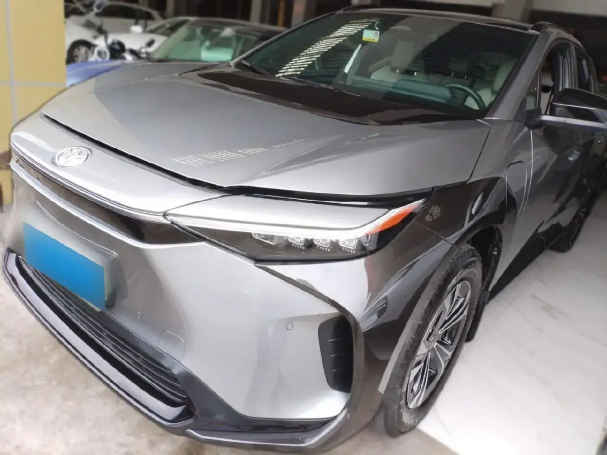 2022 Toyota bZ4X BEV 66.7KWH