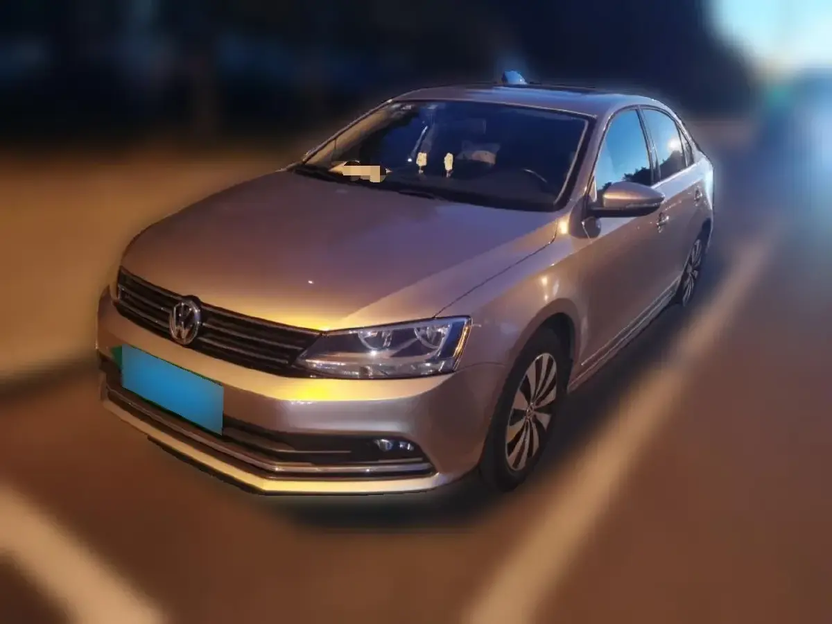 2017 Volkswagen Sagitar 1.6L 110HP L4 6AT