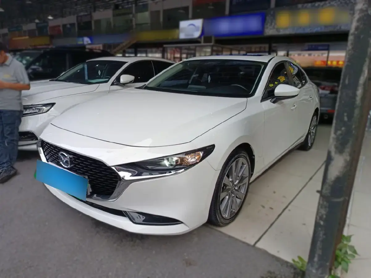 2020 Mazda 3 Axela 2.0L 158HP L4 6AT