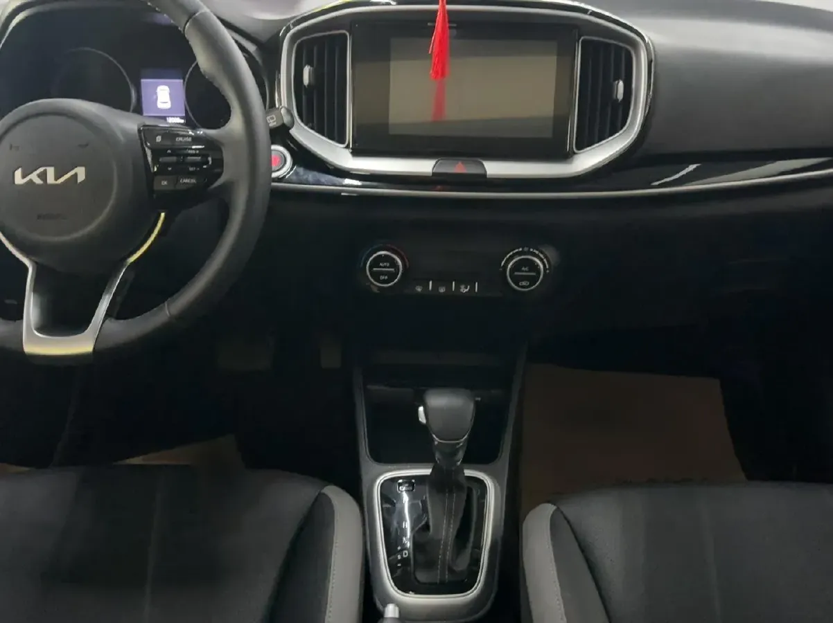 2021 Kia KX1 1.4L 100HP L4 CVT,autocango,china used car exporter,china ev exporter,chinese used car exporter,chinese used ev exporter