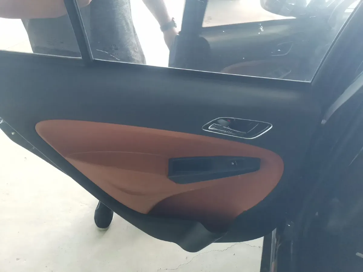 2016 Geely KingKong 1.5L 102HP L4 5MT,autocango,china used car exporter,china ev exporter,chinese used car exporter,chinese used ev exporter