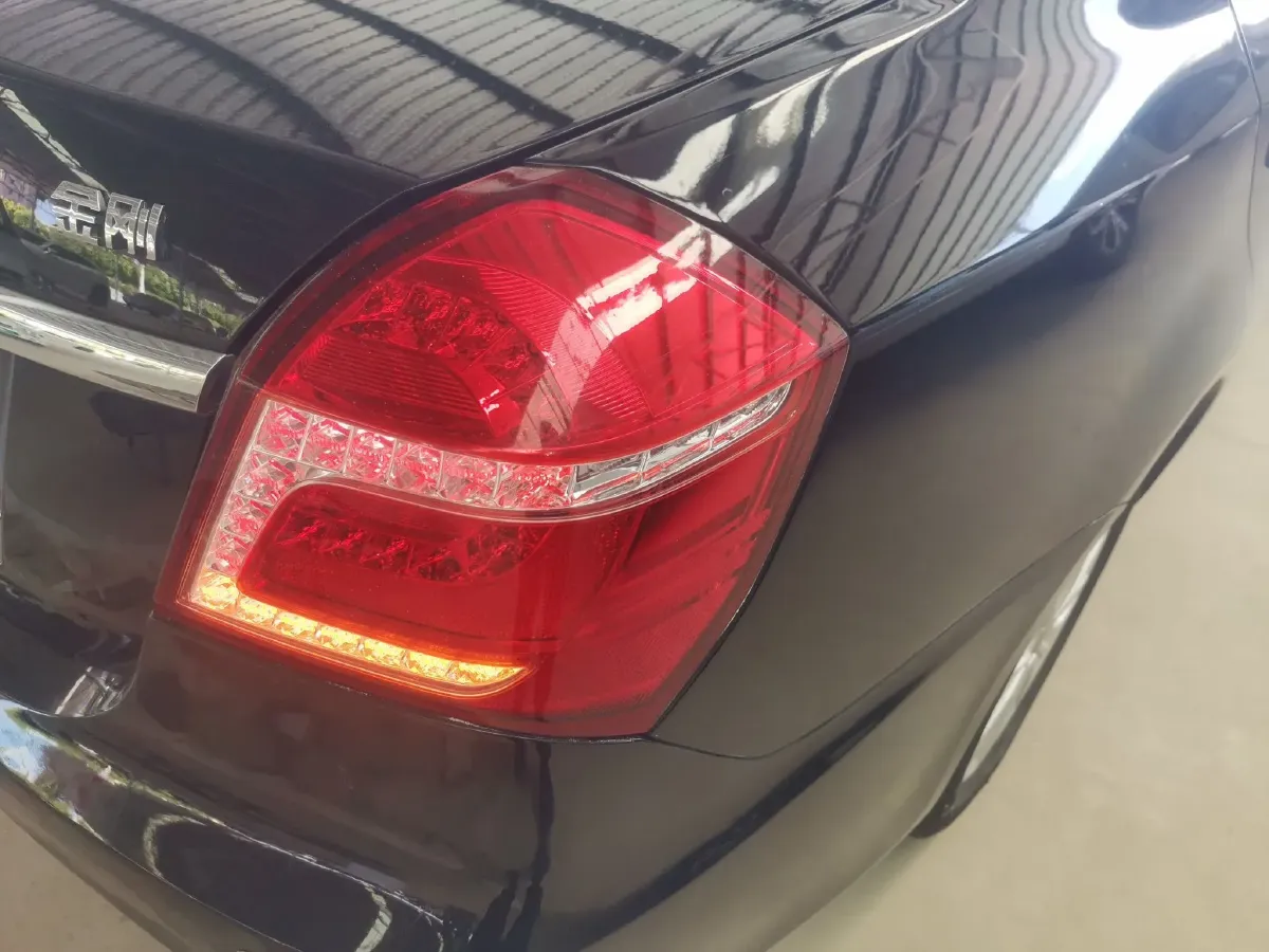 2016 Geely KingKong 1.5L 102HP L4 5MT,autocango,china used car exporter,china ev exporter,chinese used car exporter,chinese used ev exporter