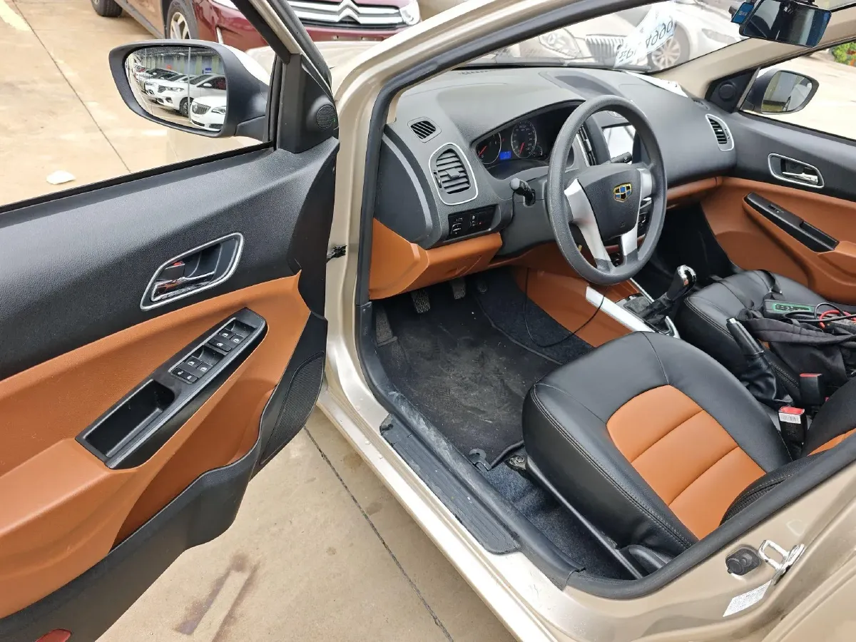 2017 Geely KingKong 1.5L 94HP L4 5MT,autocango,china used car exporter,china ev exporter,chinese used car exporter,chinese used ev exporter