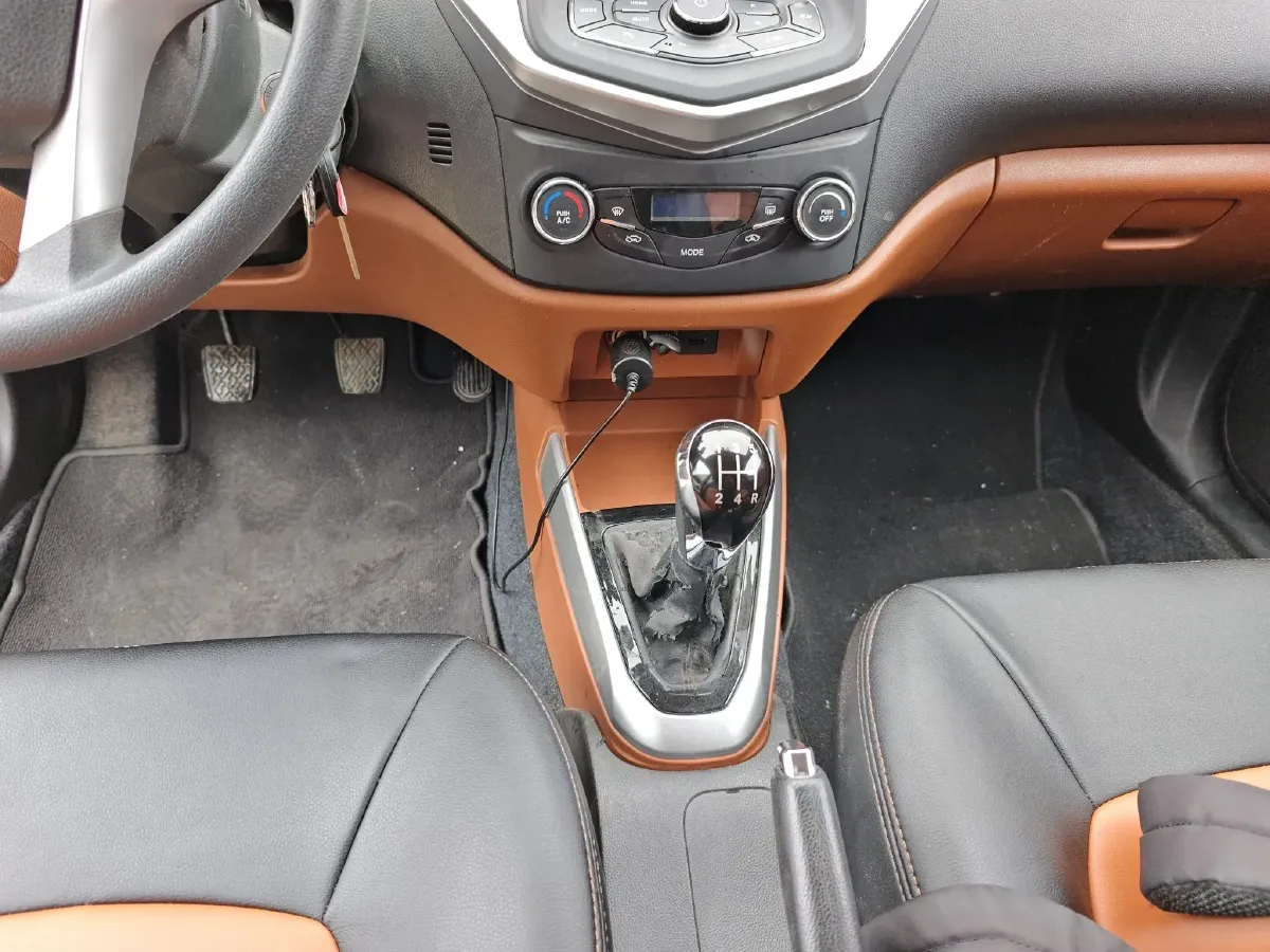 2017 Geely KingKong 1.5L 94HP L4 5MT,autocango,china used car exporter,china ev exporter,chinese used car exporter,chinese used ev exporter