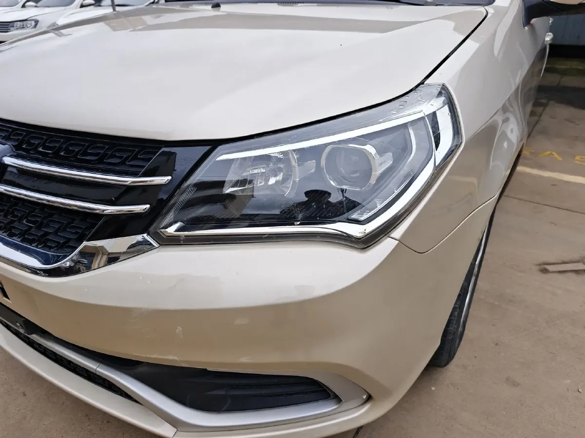 2017 Geely KingKong 1.5L 94HP L4 5MT,autocango,china used car exporter,china ev exporter,chinese used car exporter,chinese used ev exporter