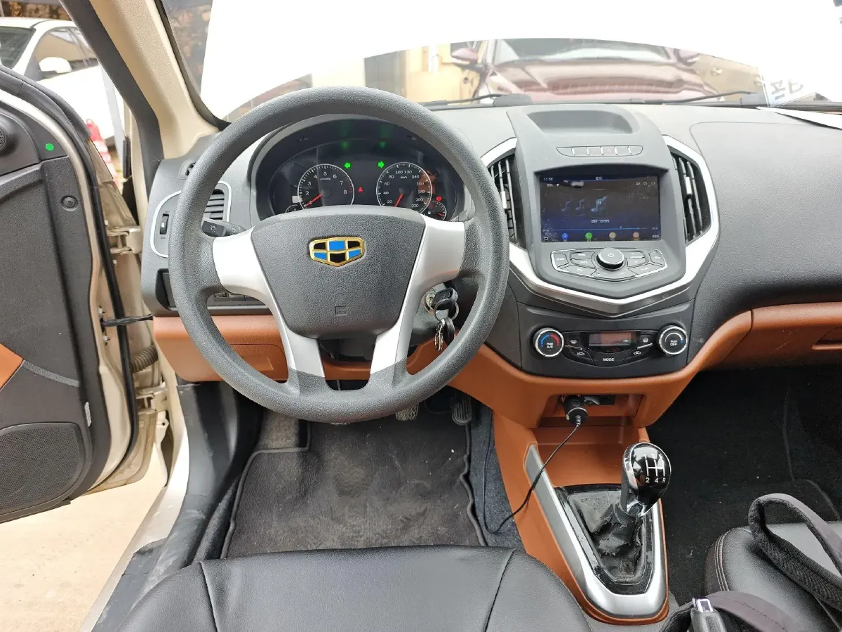 2017 Geely KingKong 1.5L 94HP L4 5MT,autocango,china used car exporter,china ev exporter,chinese used car exporter,chinese used ev exporter