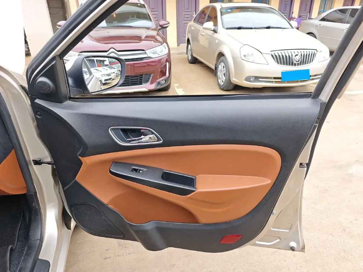 2017 Geely KingKong 1.5L 94HP L4 5MT,autocango,china used car exporter,china ev exporter,chinese used car exporter,chinese used ev exporter