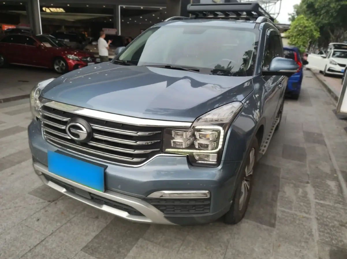 2017 GAC Trumpchi GS8 2.0T 201HP L4 6AT