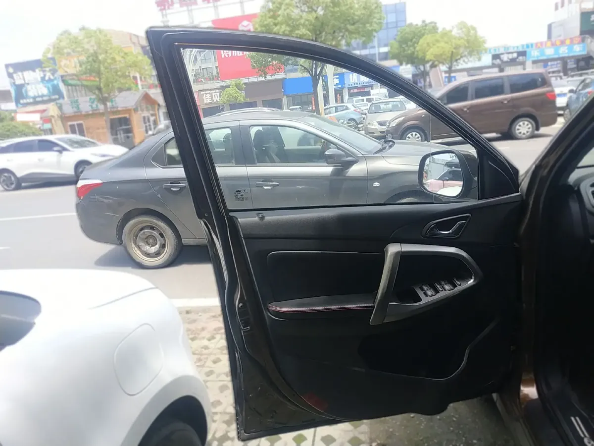 2014 Chery Tiggo 5 2.0L 139HP L4 CVT,autocango,china used car exporter,china ev exporter,chinese used car exporter,chinese used ev exporter