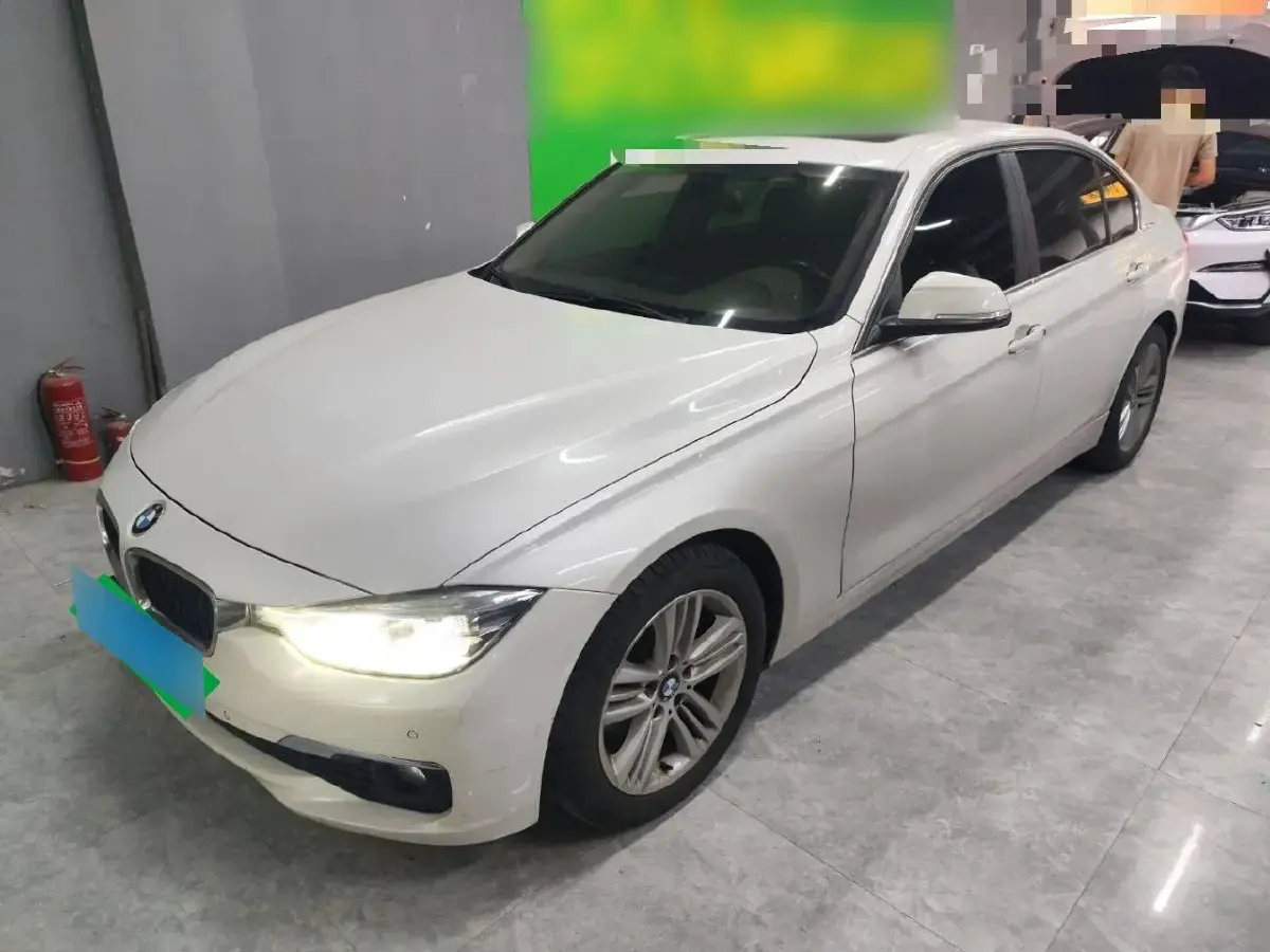 2017 BMW 3 Series 2.0T 184HP L4 8AT