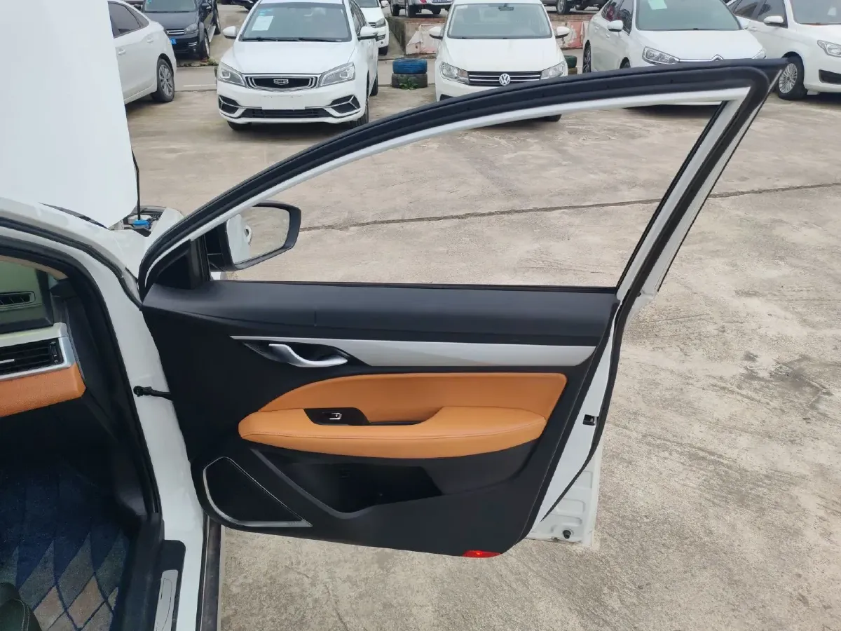 2018 Geely Vision S1 1.4T 133HP L4 CVT,autocango,china used car exporter,china ev exporter,chinese used car exporter,chinese used ev exporter