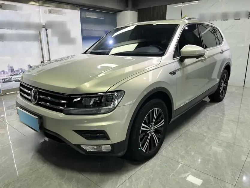 2020 Volkswagen Tiguan L 2.0T 186HP L4 7DCT