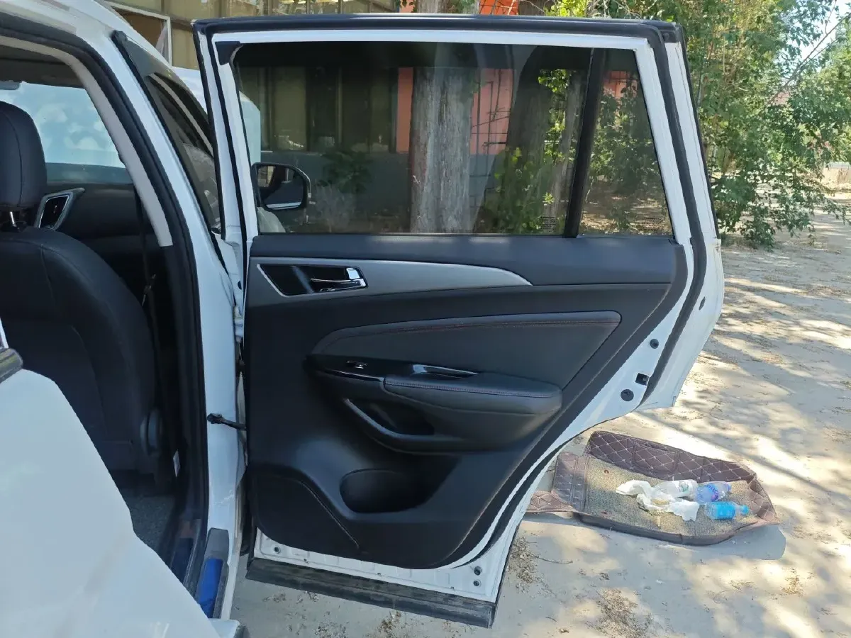 2017 ChangAn CS75 1.5T 170HP L4 6AT,autocango,china used car exporter,china ev exporter,chinese used car exporter,chinese used ev exporter