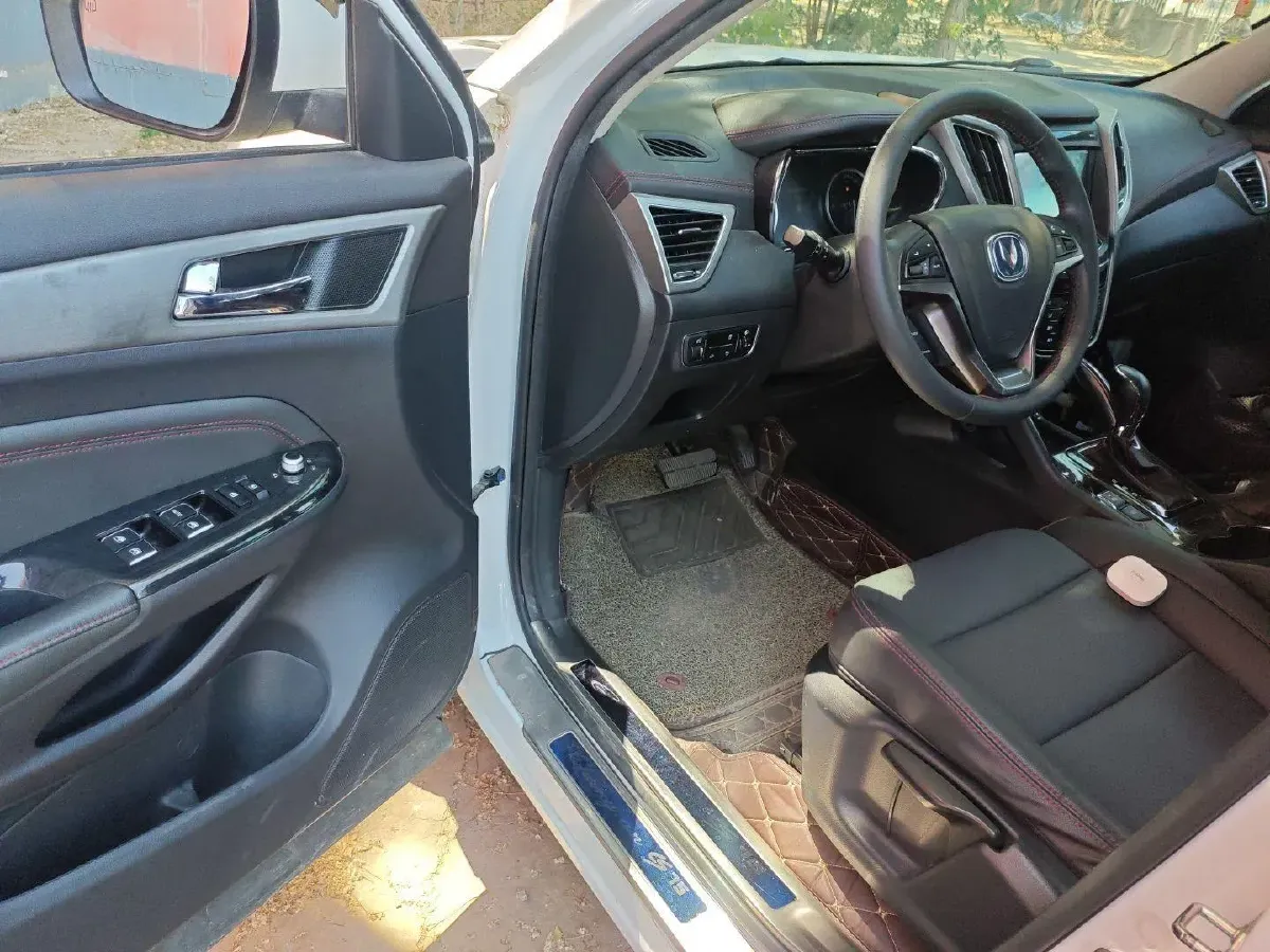 2017 ChangAn CS75 1.5T 170HP L4 6AT,autocango,china used car exporter,china ev exporter,chinese used car exporter,chinese used ev exporter