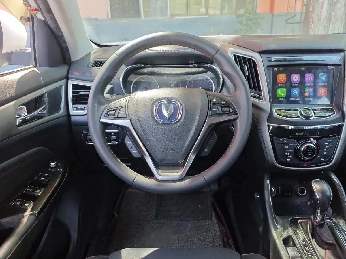 2017 ChangAn CS75 1.5T 170HP L4 6AT,autocango,china used car exporter,china ev exporter,chinese used car exporter,chinese used ev exporter