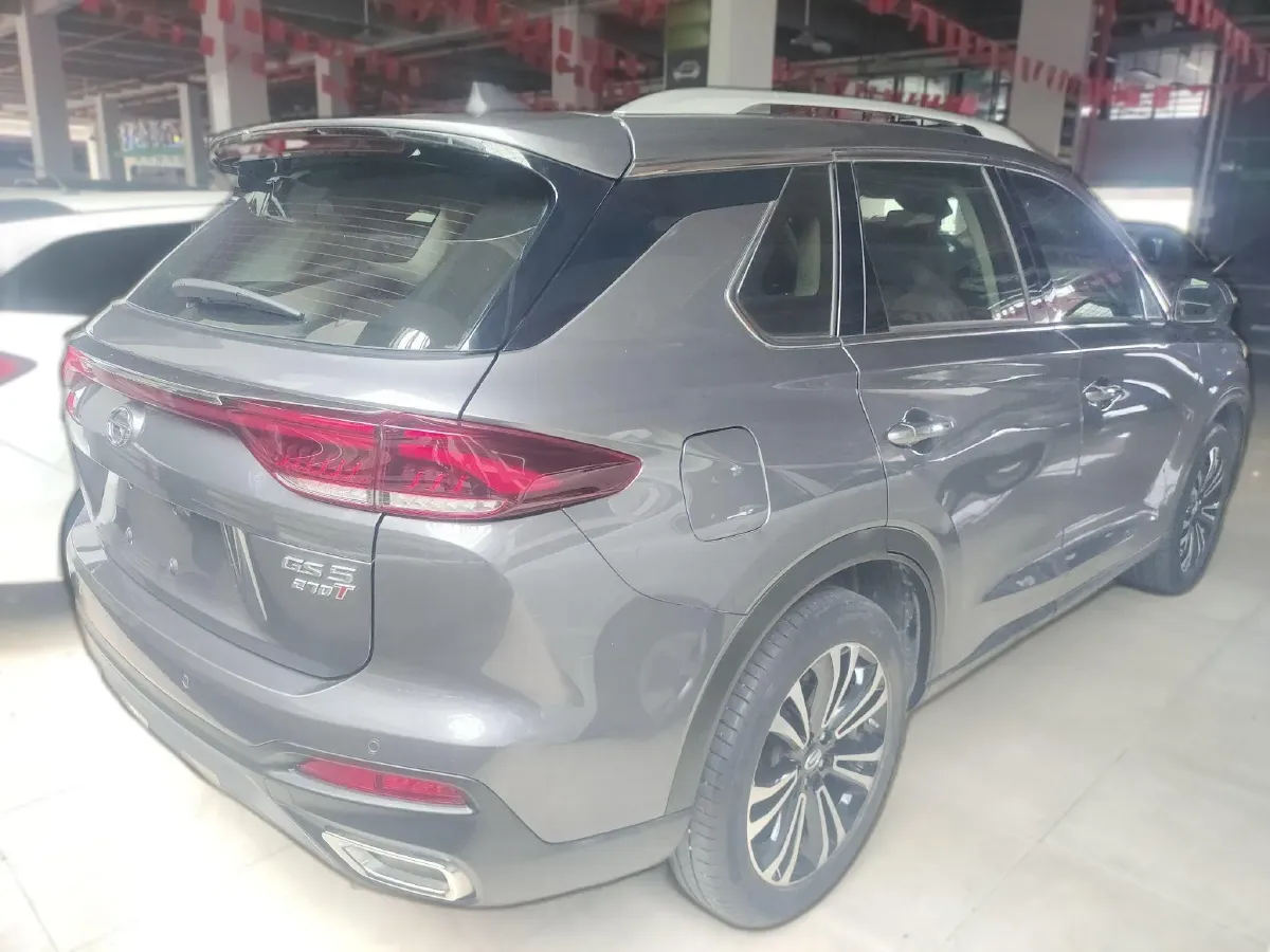 2021 GAC Trumpchi GS5 1.5T 169HP L4 6AT,autocango,china used car exporter,china ev exporter,chinese used car exporter,chinese used ev exporter
