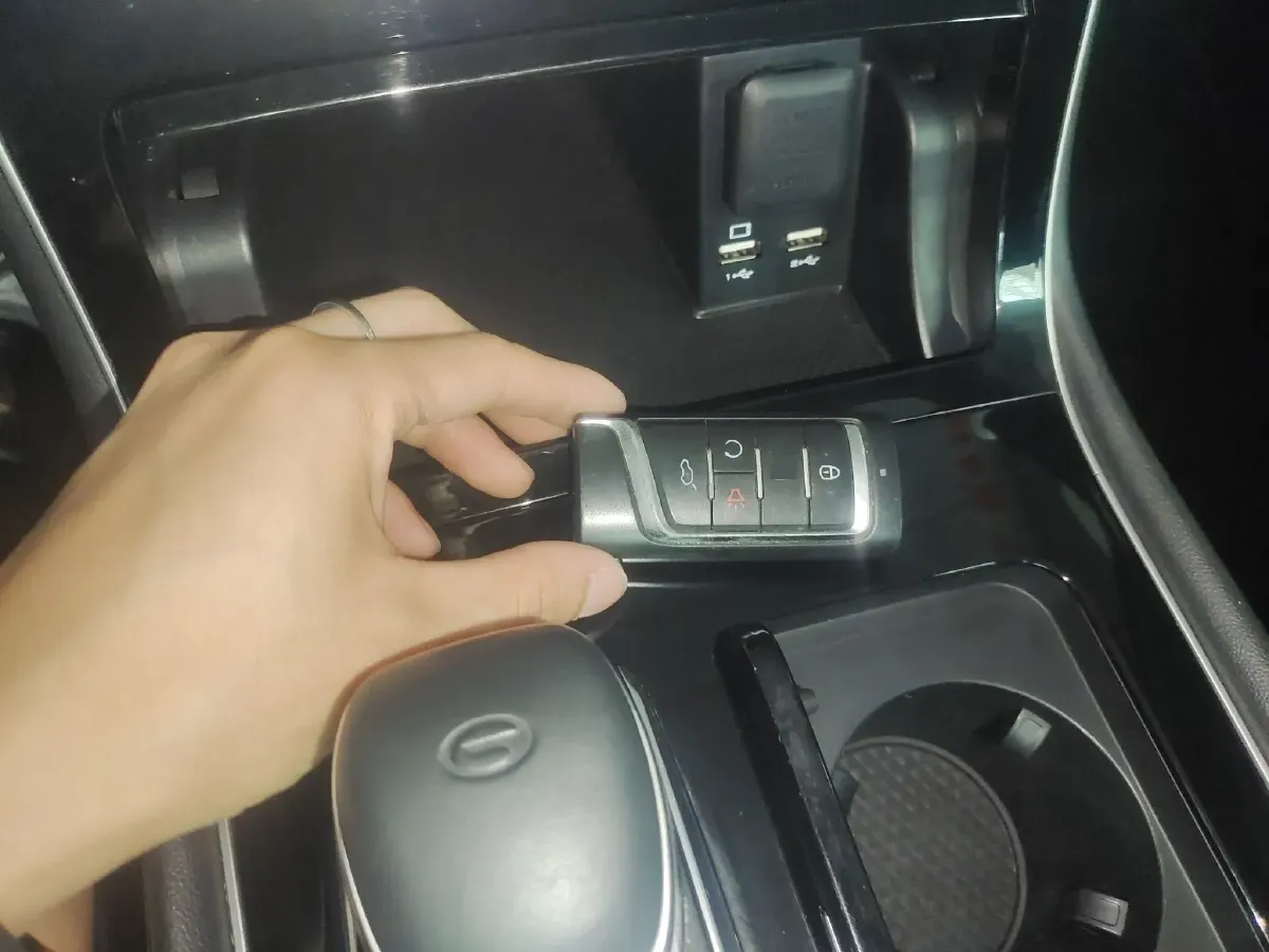 2021 GAC Trumpchi GS5 1.5T 169HP L4 6AT,autocango,china used car exporter,china ev exporter,chinese used car exporter,chinese used ev exporter