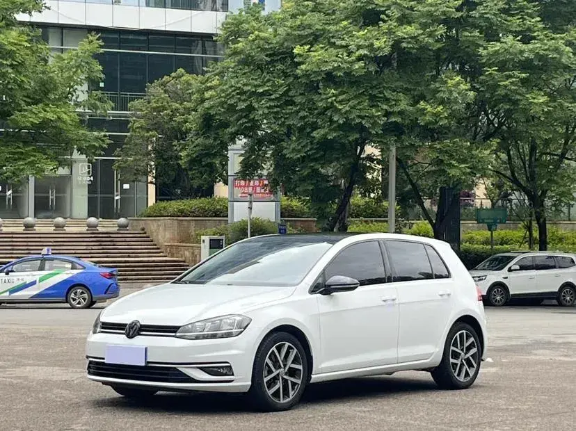 2020 Volkswagen Golf 1.4T 150HP L4 7DCT