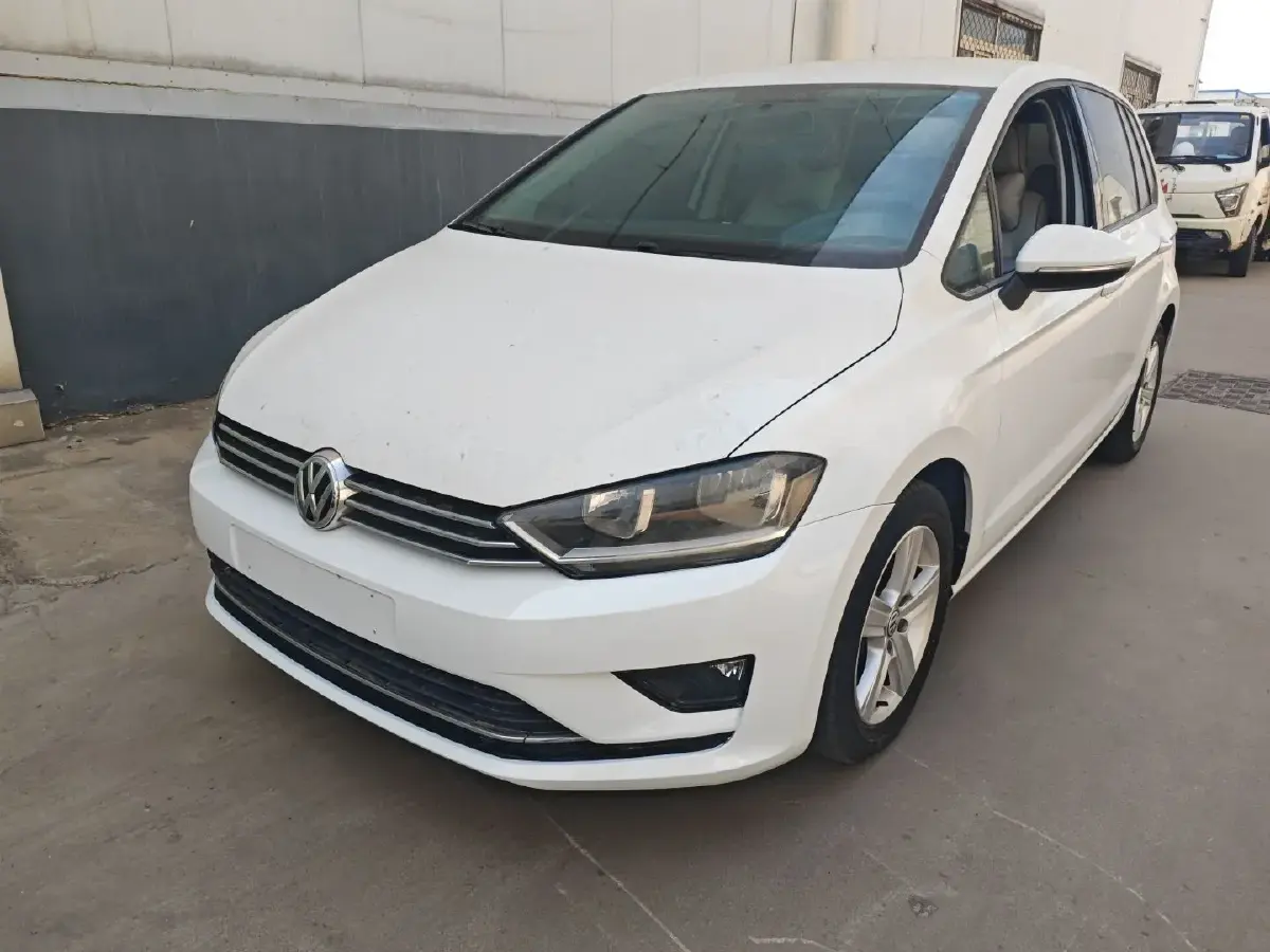 2016 Volkswagen Golf Sportsvan 1.6L 110HP L4 6AT