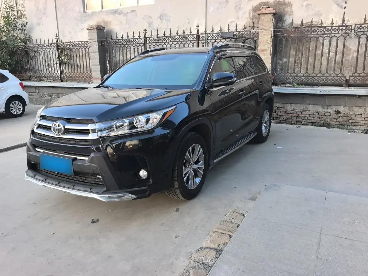 2018 Toyota Highlander 2.0T 220HP L4 6AT
