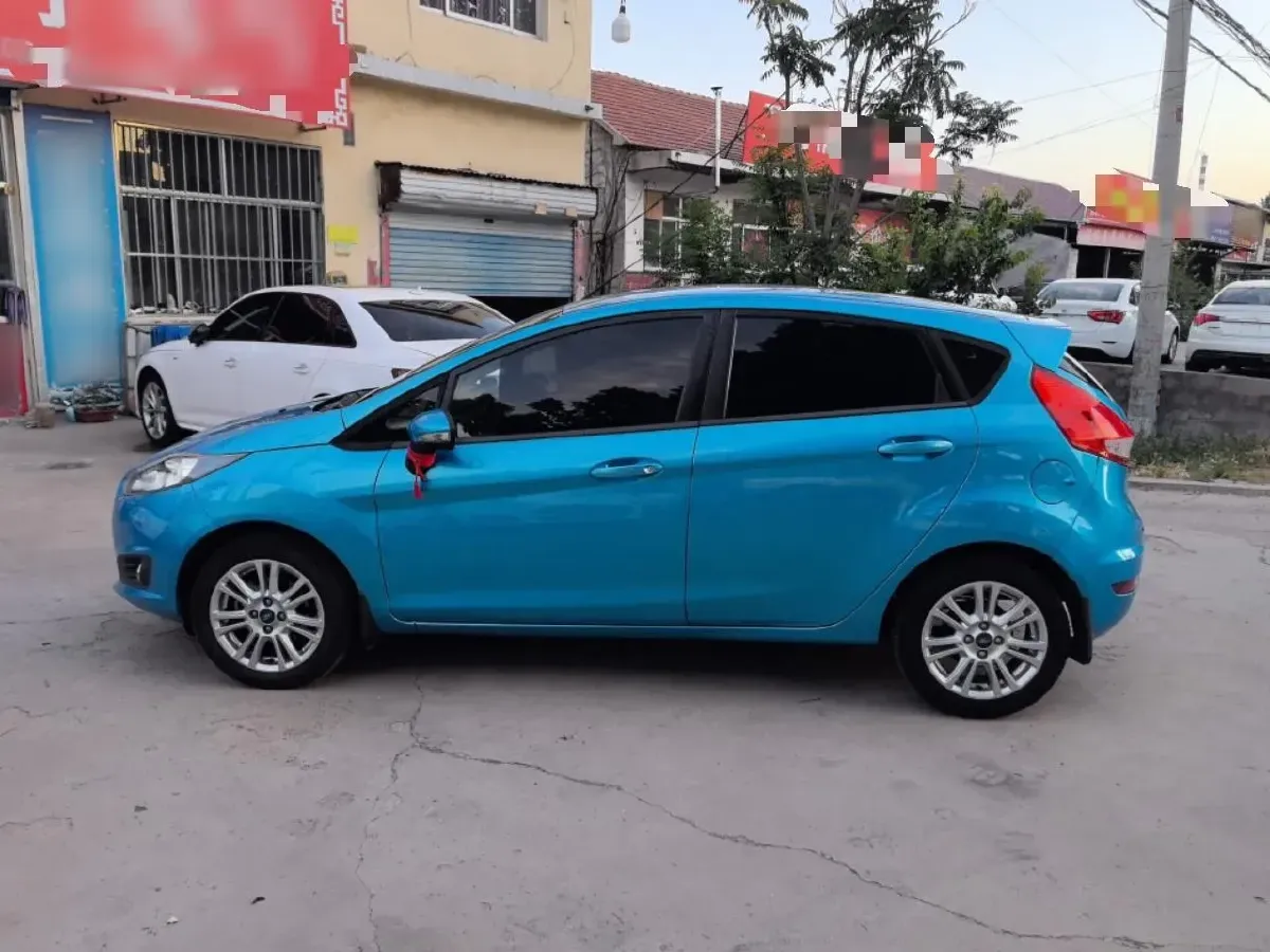 2013 Ford Fiesta 1.5L 110HP L4 6DCT,autocango,china used car exporter,china ev exporter,chinese used car exporter,chinese used ev exporter