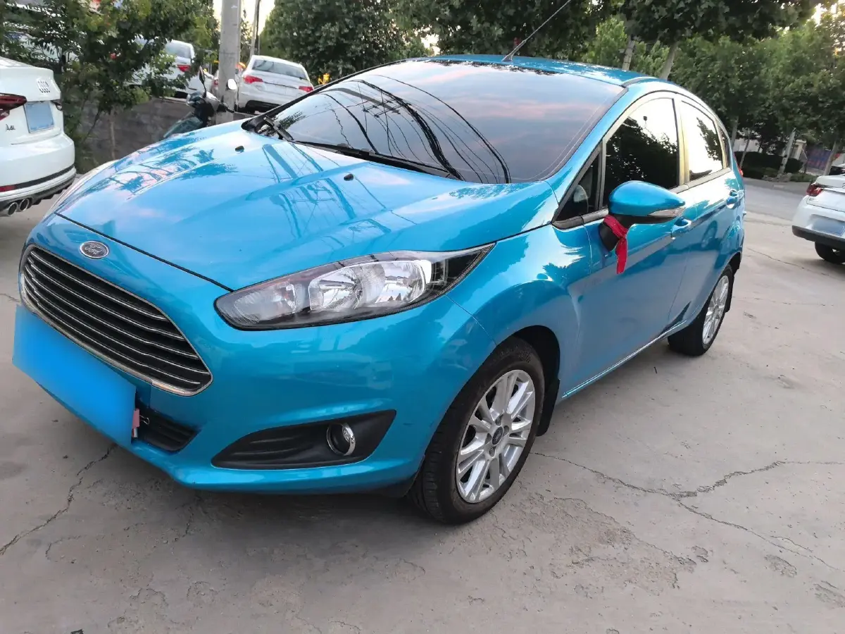 2013 Ford Fiesta 1.5L 110HP L4 6DCT