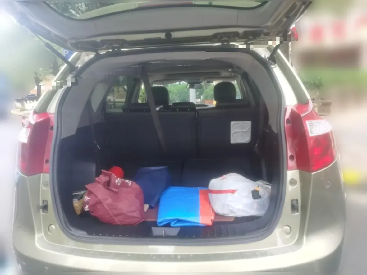 2014 Geely HaoQing SUV 2.4L 162HP L4 6AT,autocango,china used car exporter,china ev exporter,chinese used car exporter,chinese used ev exporter