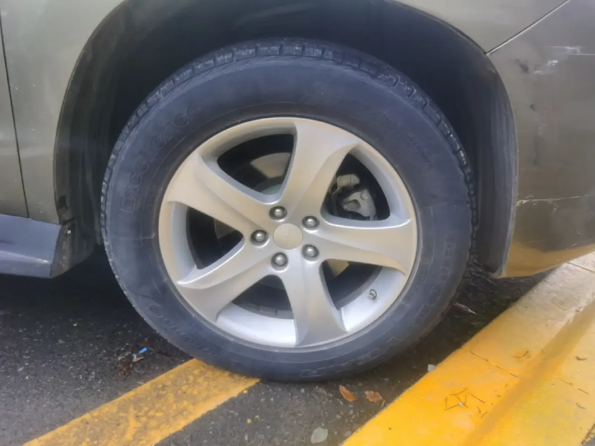 2014 Geely HaoQing SUV 2.4L 162HP L4 6AT,autocango,china used car exporter,china ev exporter,chinese used car exporter,chinese used ev exporter