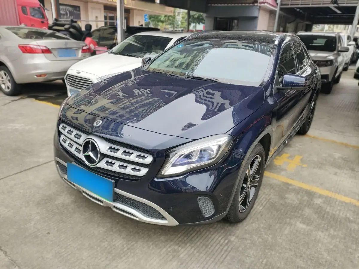 2018 Mercedes-Benz GLA Class 1.6T 156HP L4 7DCT